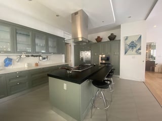 VÍA 7/ Apartamento Amueblado en Venta -Renta,  zona 10 - 3