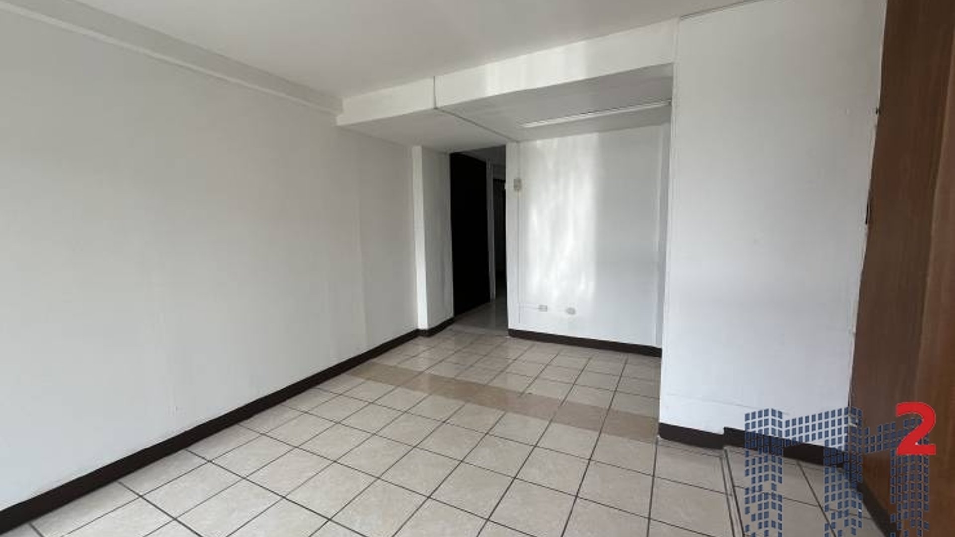 Oficina en Renta, Zona 10 (R10382) - Miniatura 5