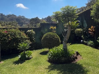 Lujosa Residencia en Venta - Zona 16, Ciudad de Guatemala - Image 12