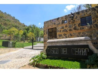 Casa en planos en venta en Casco del Cerro, La Antigua - Image 1
