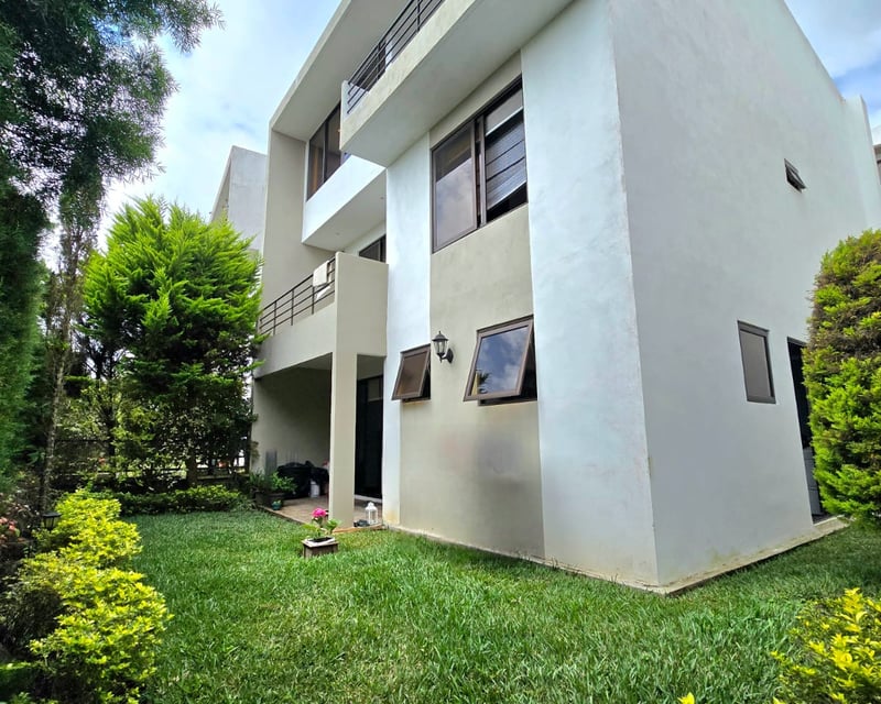 Casa en Renta en Santuaria Muxbal km 14.5 CAES, con Jardin‼️