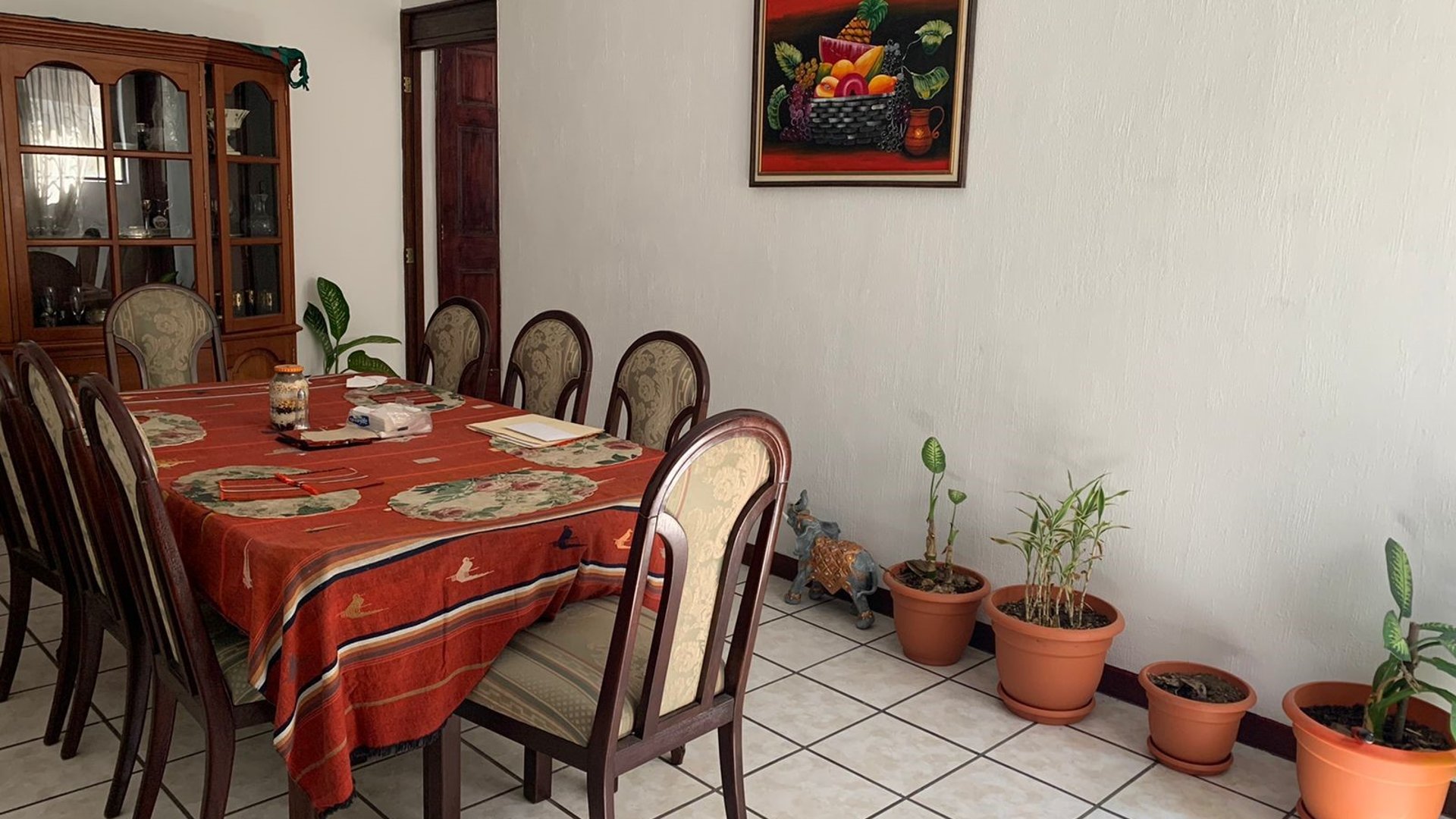 Vendo amplia casa en Zona 13 - Miniatura 3