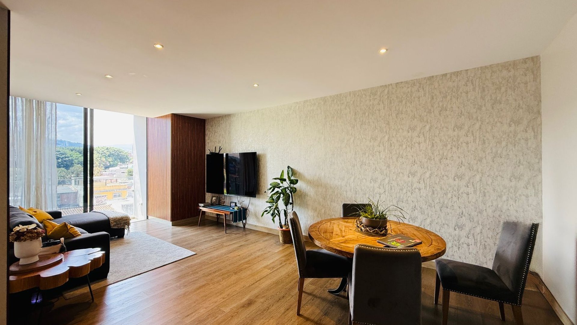 VENTA DE LINDO APARTAMENTO - TRIVÁ, ZONA 15