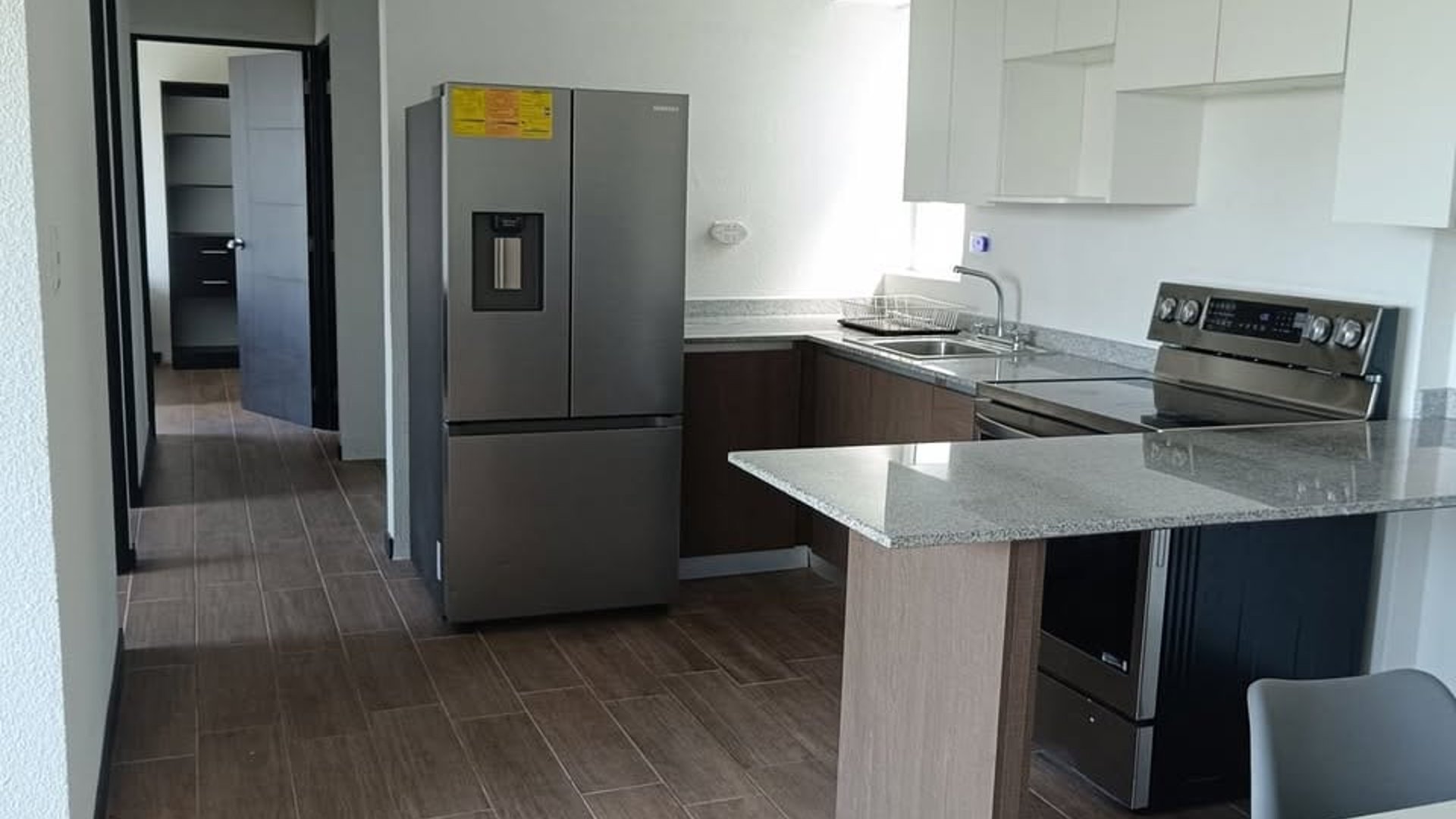 APARTAMENTO DE 3 HABS EN EDIFICIO MONET SANTA CATARINA PINULA.
