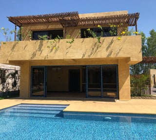 VENTA Casa Aldea Madre Vieja Km. 14 Carretera a Monterrico 