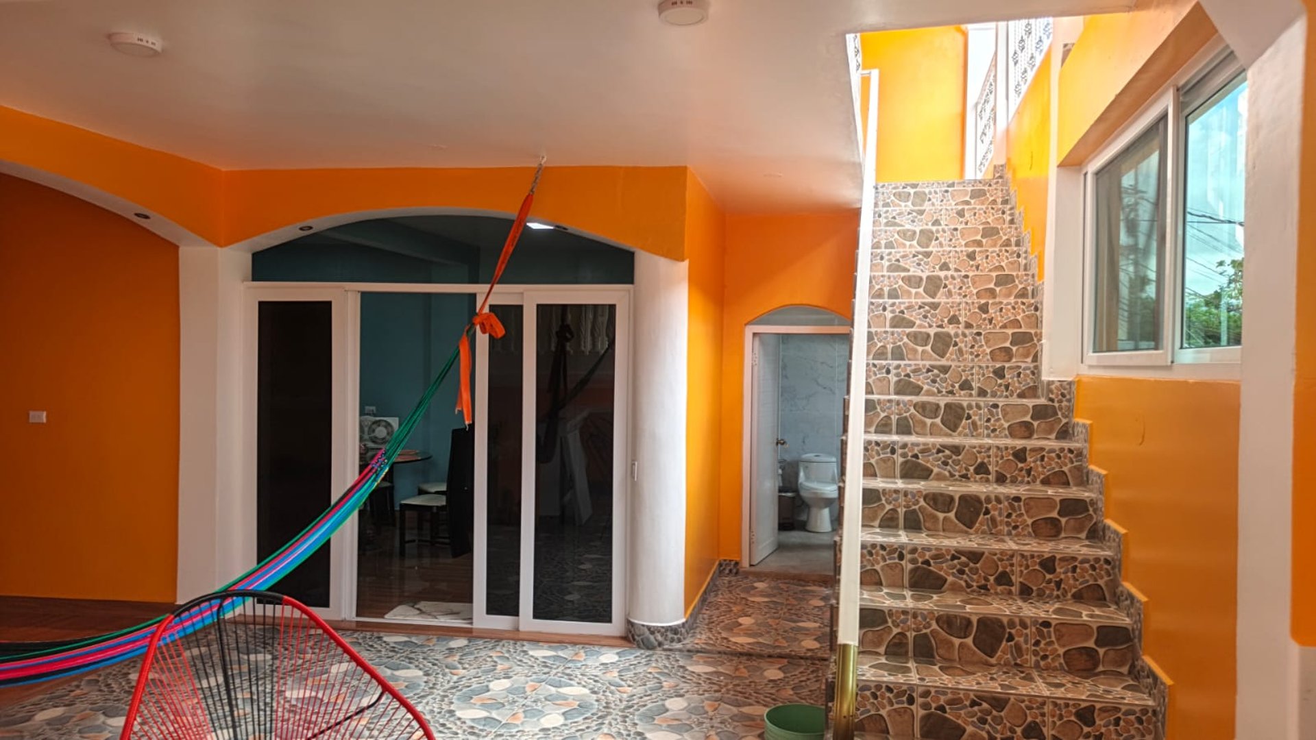 CASA EN RENTA IDEAL PARA OFICINAS O CLINICAS MEDICAS - Miniatura 36