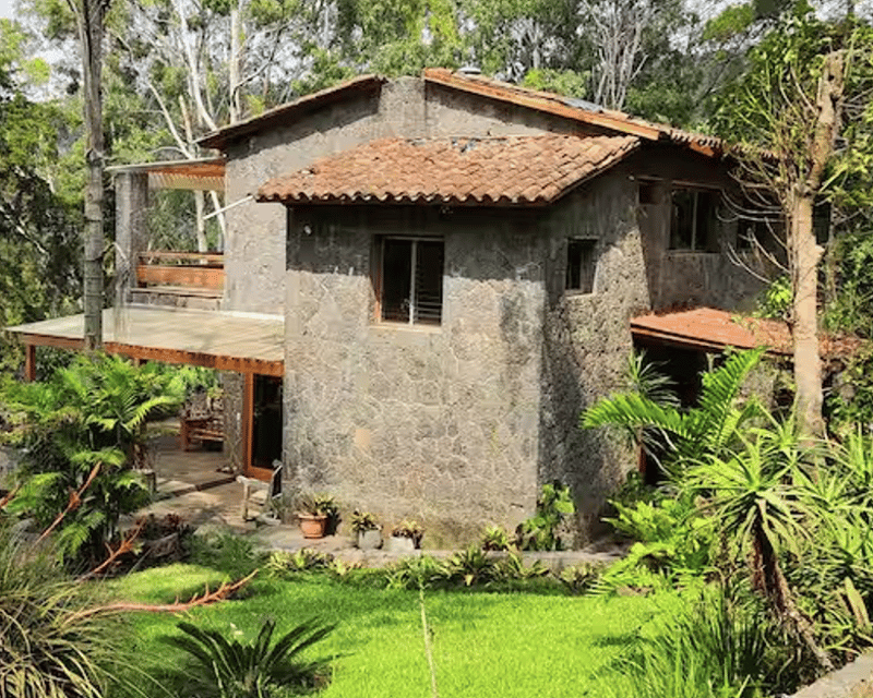 ALQUILER DE HERMOSA CASA FRENTE A LAGO ATITLÁN - CERRO DE ORO 
