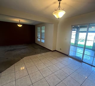 Casa en venta en Zona 13 | Condominio Monte Azul  para remodelar |