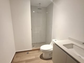 Apartamento a estrenar de venta en zona 11 Mariscal - Image 16