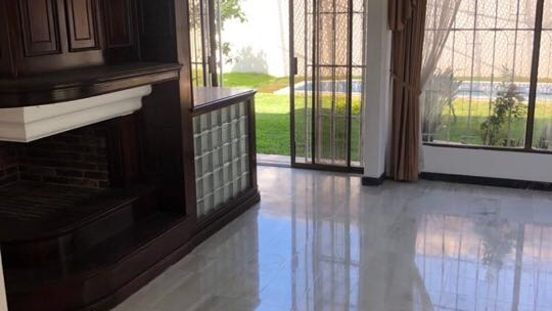 VENDO PRECIOSA CASA EN ZONA 15 VISTA HERMOSA 1 - Miniatura 2