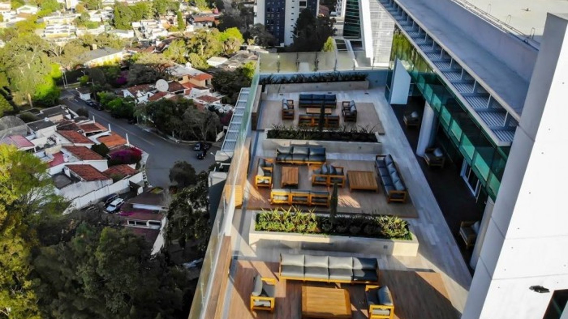 Oficinas en Venta en Zona 15 para Inversión