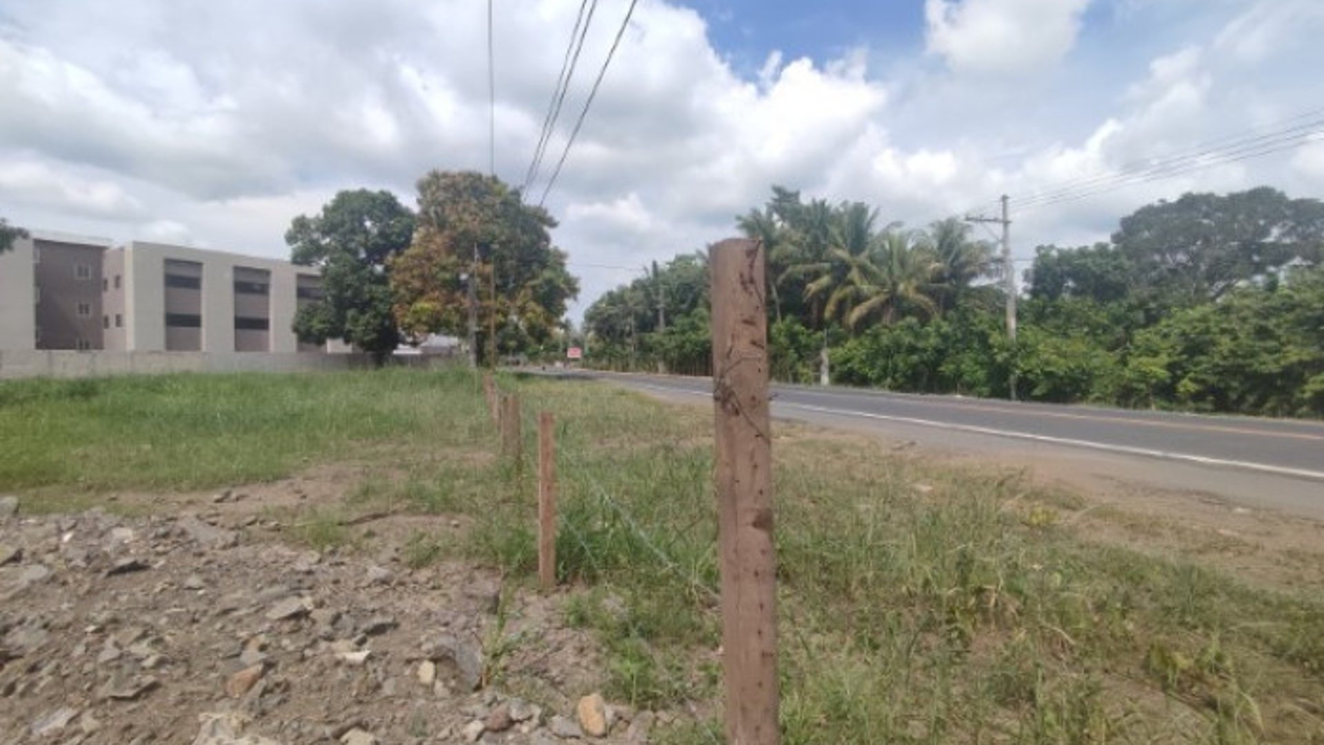 Terreno Comercial en Renta sobre Carretera al Puerto