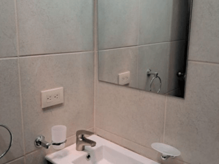 Apartamento en Renta de 2 Niveles En Zona 10 - 4