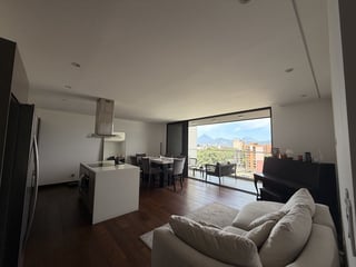 Apartamento en Alquiler Edificio Vasanta  Zona 10 - 4