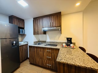 Alquiler de Céntricos Aptos. de 1 Dorm. - Las Conchas, Zona 14 - Image 6