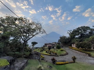 Espectácular Casa Santiago Atitlán a la Venta - Image 14