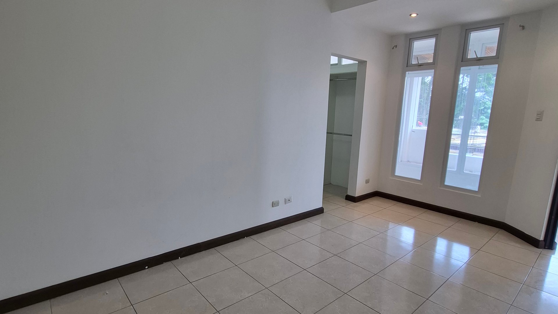 Apartamento en Renta en Kanajuyu Zona 16 - Miniatura 17