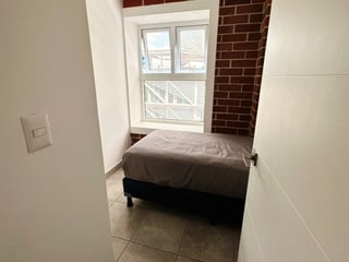 Apartamento en Renta Edificio Modra Zona 4 - Image 8