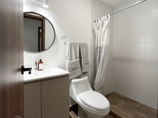 Apartamento en venta, en Carretera a El Salvador Muxbal - 5
