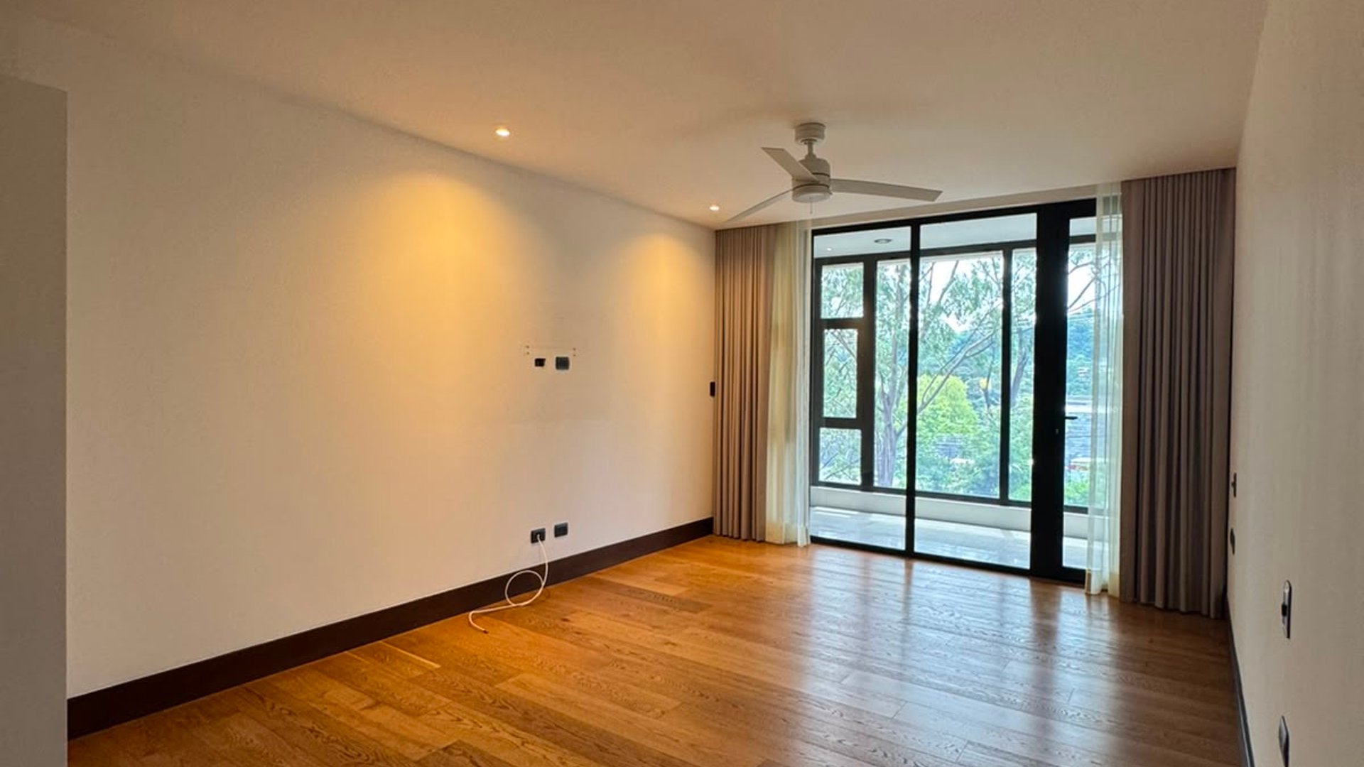 ???? APARTAMENTO EN RENTA – 2 HAB + BALCÓN | ZEN CAYALÁ | ZONA 16 - Miniatura 8