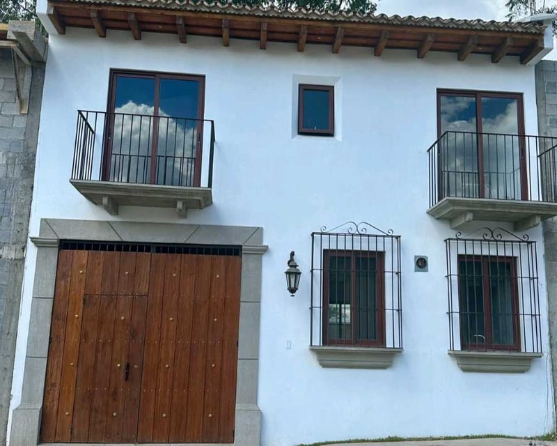 CASA EN VENTA EN ANTIGUA GUATEMALA