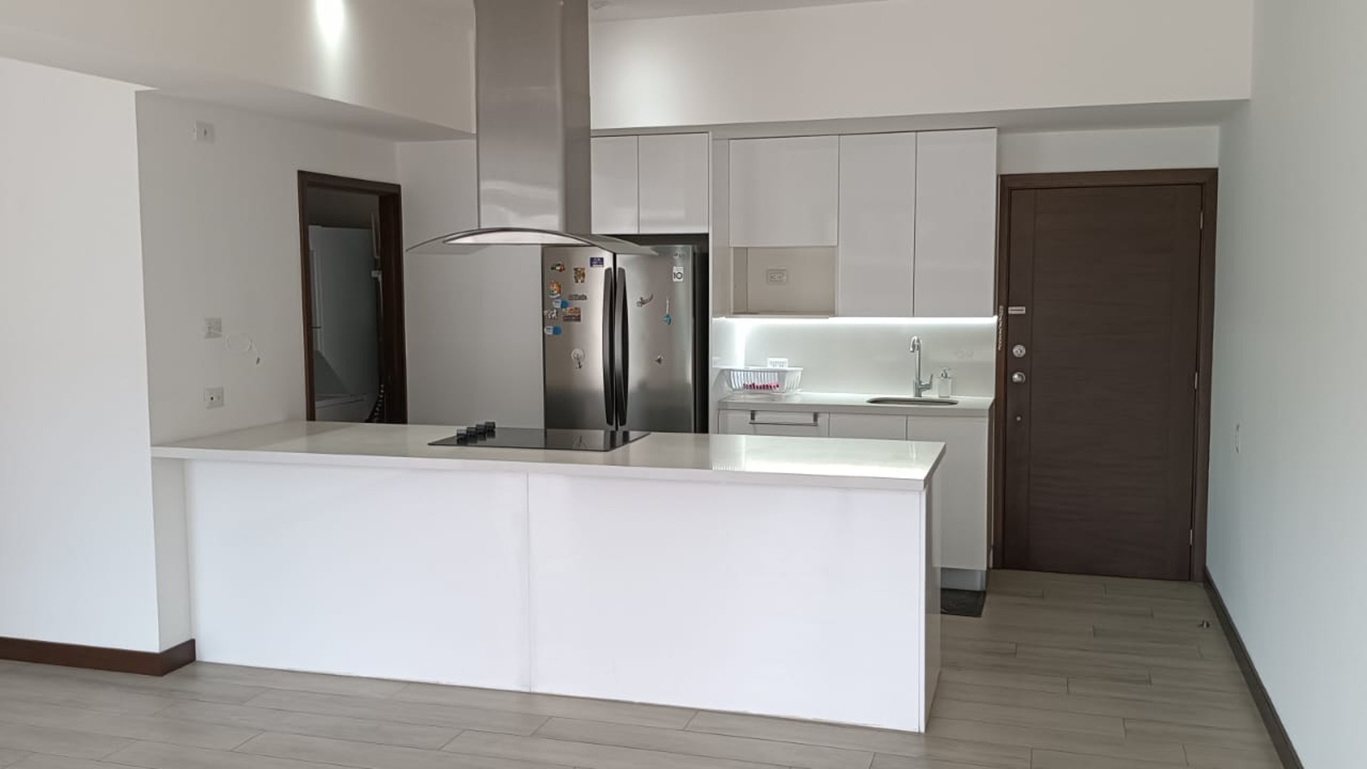 Apartamento en renta - 3 habitaciones cercano a las Americas Ref-5950 - Miniatura 2