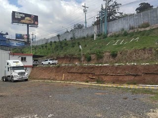 Alquilo ofibodega en lo de Coy Mixco - 3