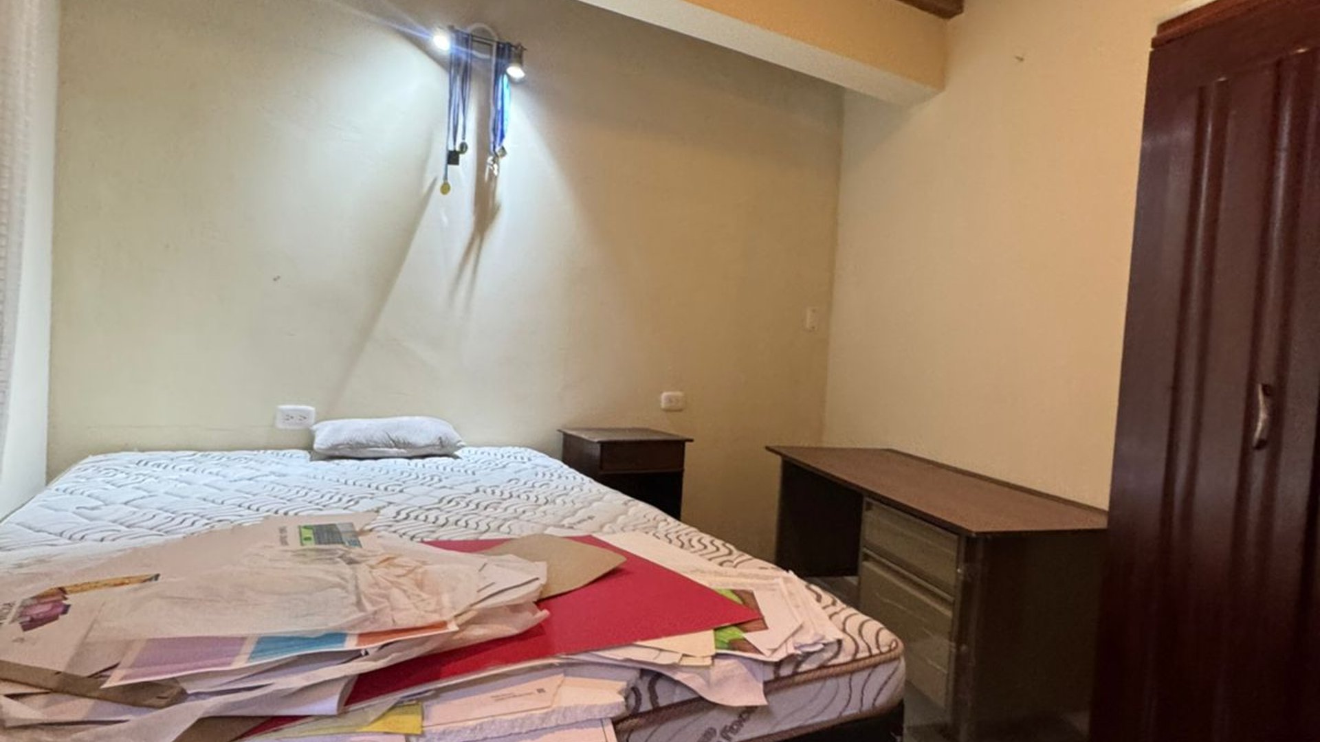 HABITACIÓN EN RENTA EN CASA DE FAMILIA - JOCOTENANGO SAC. - Miniatura 5