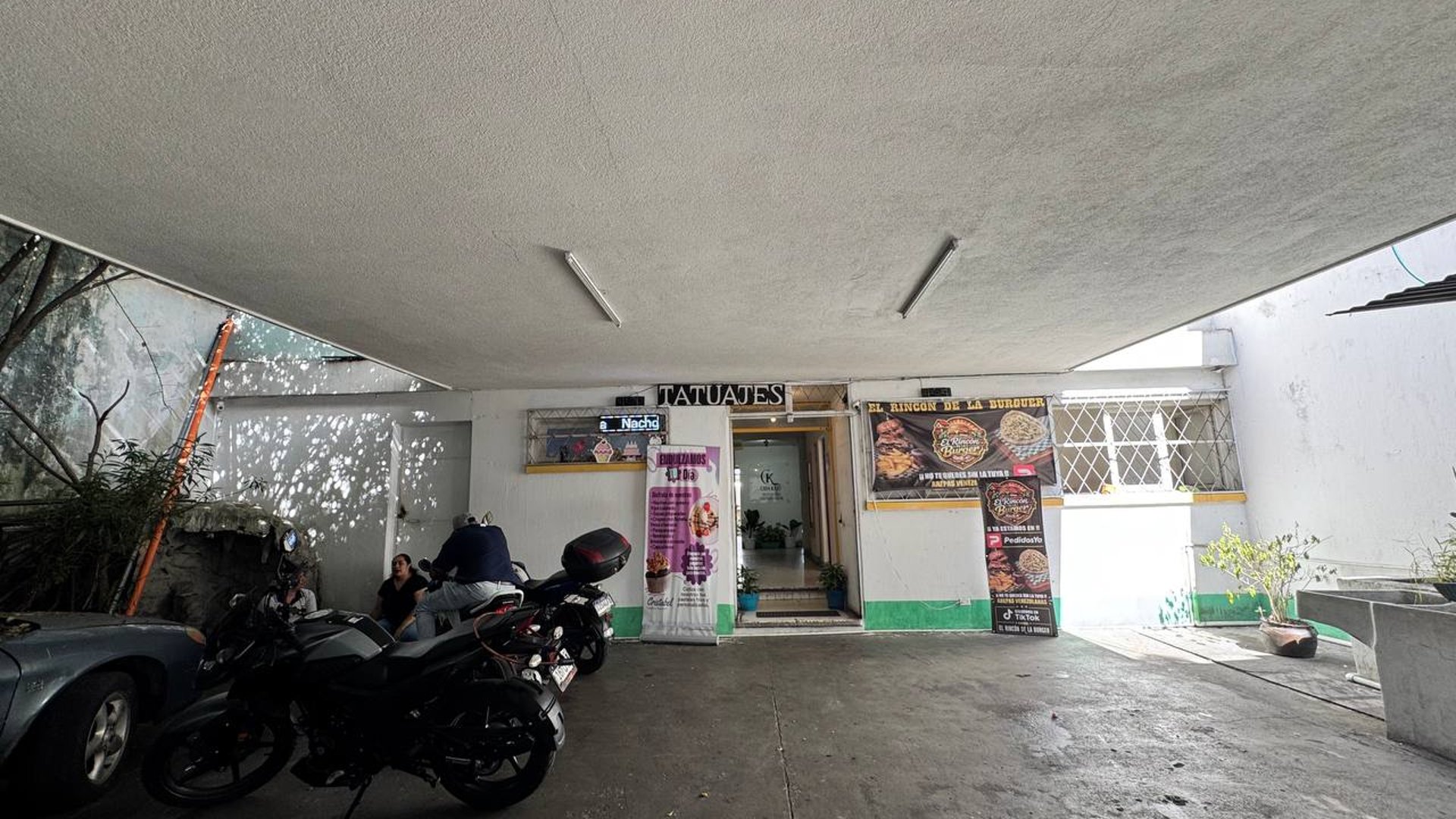 Casa comercial en renta en 15 avenida zona 1 - Miniatura 13