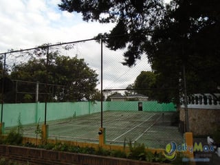 Hermosa y amplia casa de un nivel en San Cristóbal - 4