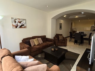 Apartamento amueblado y equipado en RENTA en la Zona 10 - 3