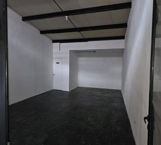 LOCAL DE 44.11 M2 EN ZONA 10