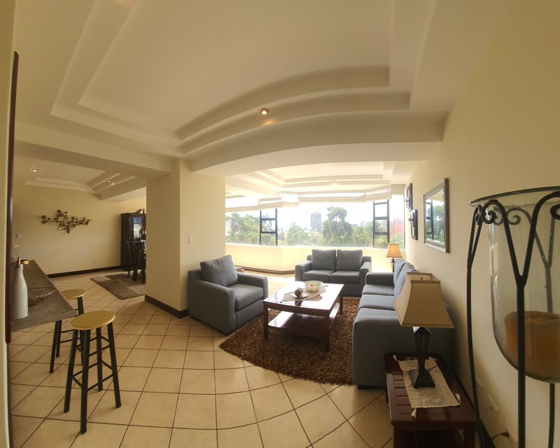 Apartamento en Venta en Zona 10 Dentro de Colonia