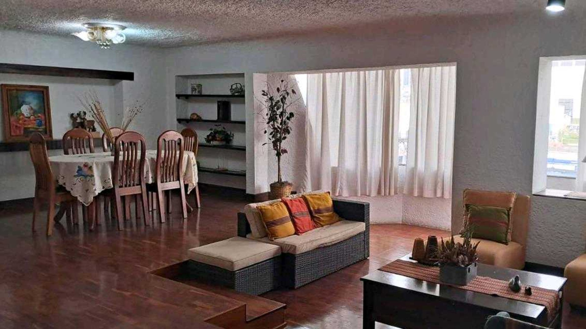 APARTAMENTO AMUEBLADDO EN ALQUILER???? Edificio Las Cañas, Zona 10 - Miniatura 3