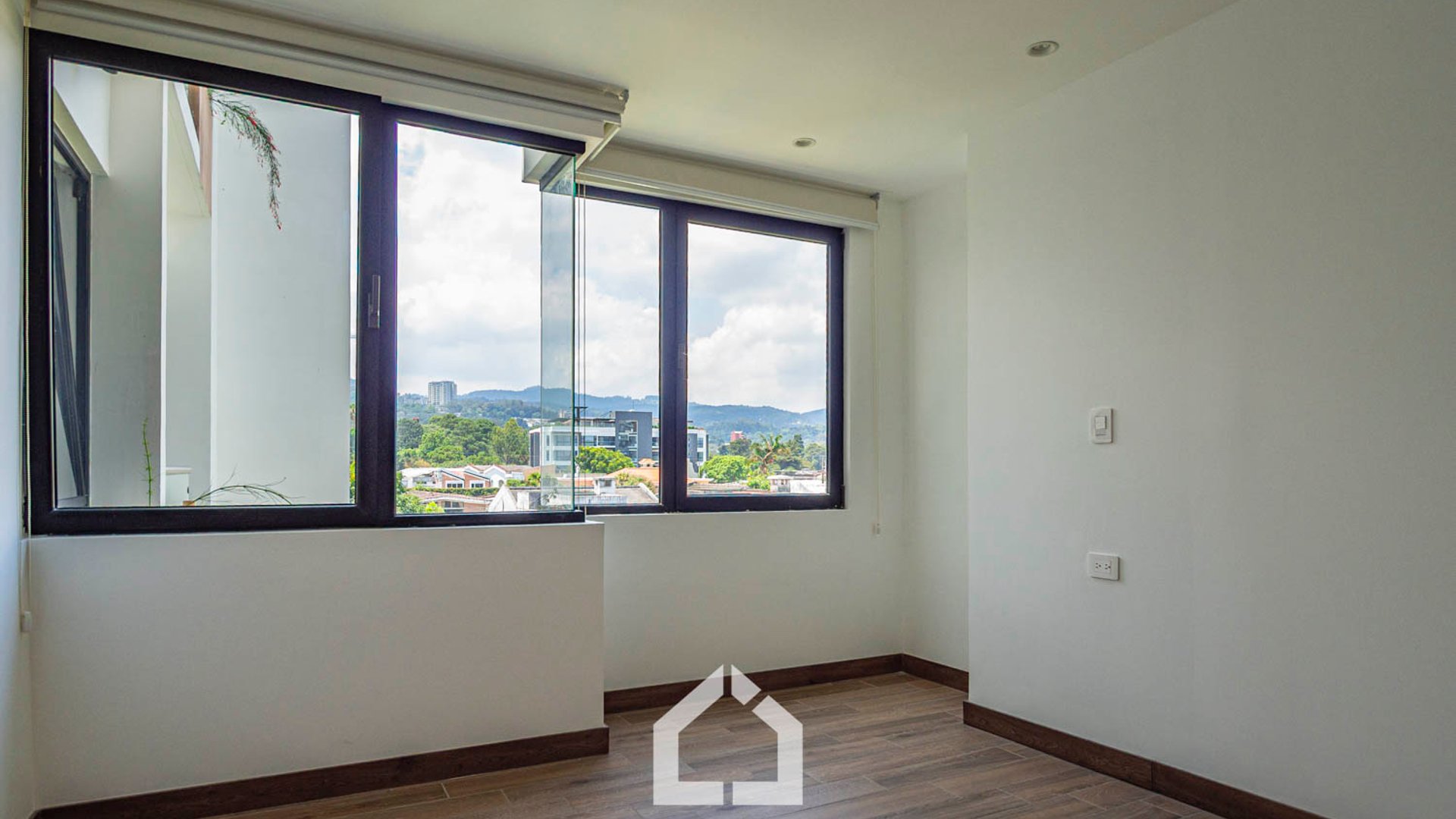 Apartamento de 3 habitaciones en 21B+, zona 15 - Miniatura 4