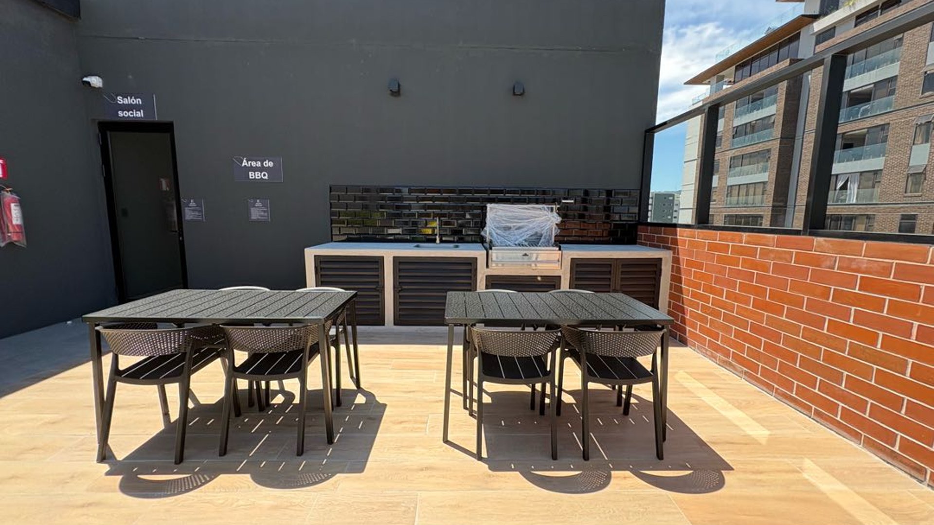 Apartamento de 2 habitaciones en alquiler Kona Diez zona 10 - Miniatura 13
