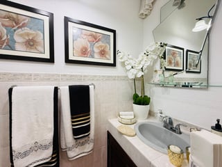 VENTA DE DE CASA EXCELENTE UBICACIÓN - CASA BELLA, KM 13.9 CES - 5