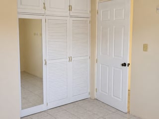Casa De Esquina En Venta En Condado Catalina - 3