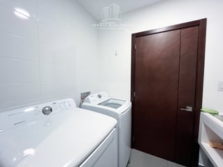 Apartamento en renta, en Zona 15 - Image 17