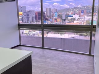 TORINO 1 / OFICINA EN VENTA ZONA 10 - 3