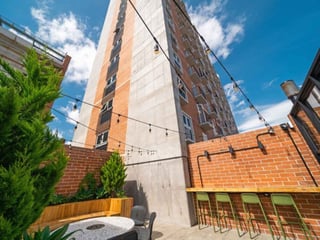 Apartamento en Venta en Zona 4, Ciudad de Guatemala - 2
