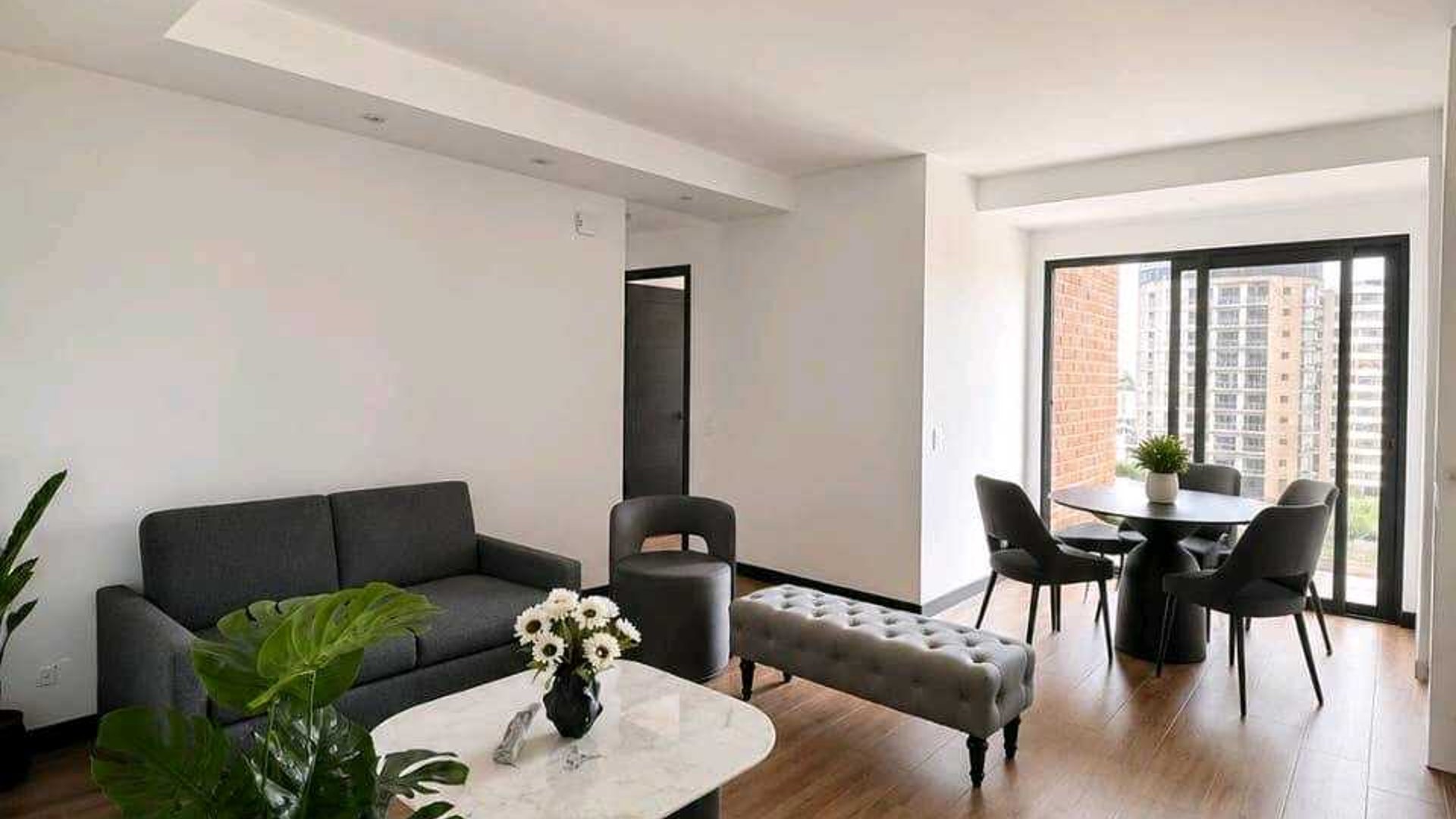 APARTAMENTO AMUEBLADO EN VENTA/ ALQUILER ???? Edificio Alena, Zona 15 VH2 - Image 1