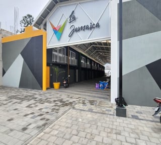Local Comercial en Renta Plaza LA JAMAICA Amatitlán