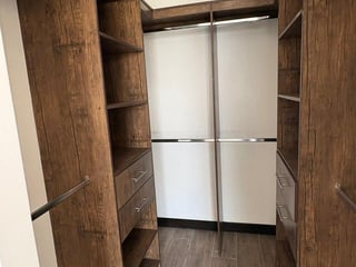 Apartamento en Venta Edificio Marqués de Oakland Zona 10 - Image 20