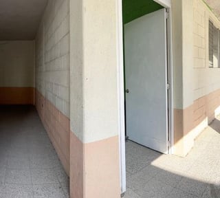 Vendo Casa de 3 Niveles Suelo Comercial