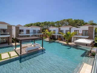 Villa Amueblada en Venta en La Mar Monterrico - Image 1