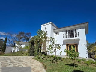 Espectacular Casa  en venta area de cayala, zona 16 - Image 50