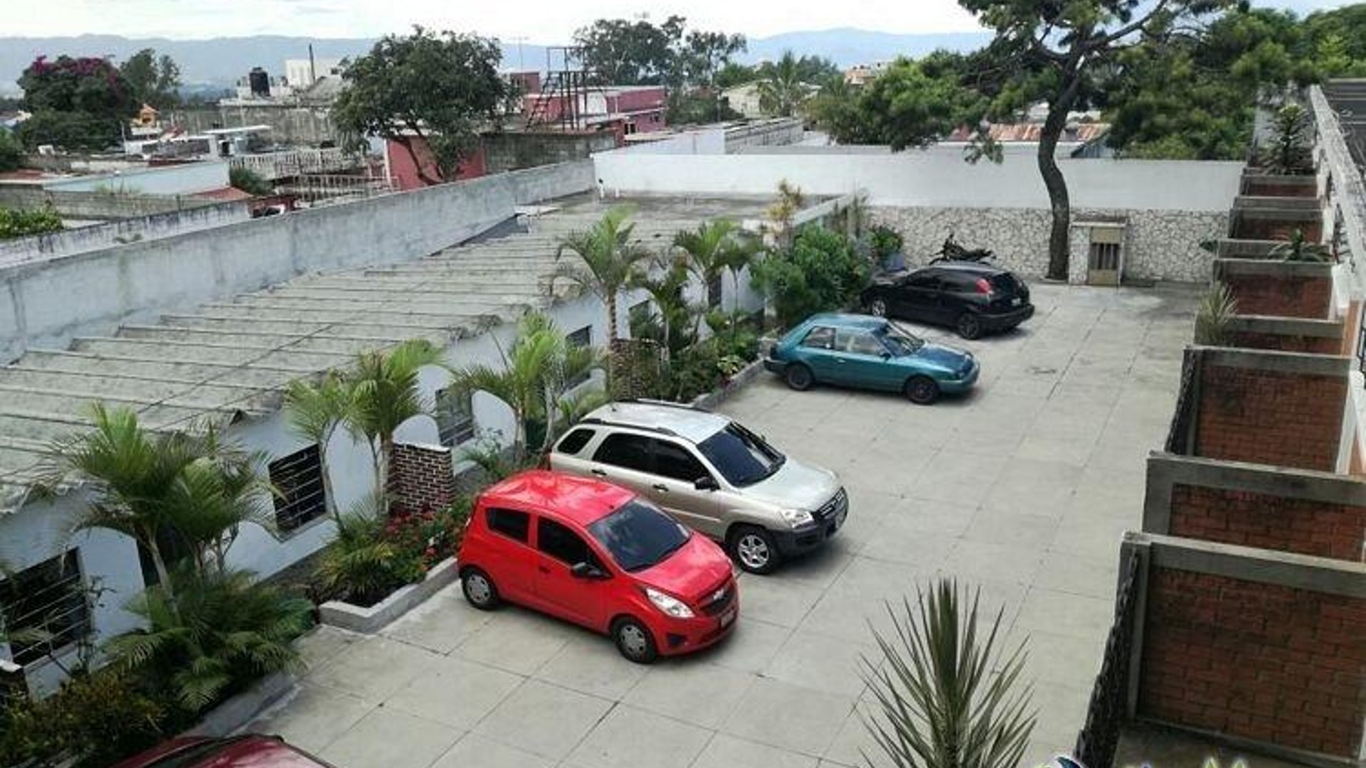 EDIFICIO RESIDENCIAL EN VENTA CALZADA ROOSEVELT MIXCO - Miniatura 9