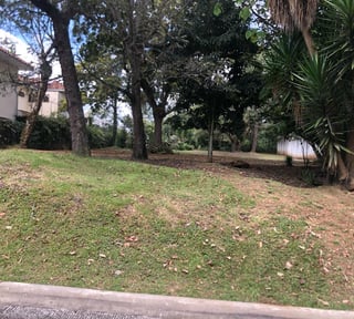 Terreno en venta, Condominio Bosques de San Isidro. 