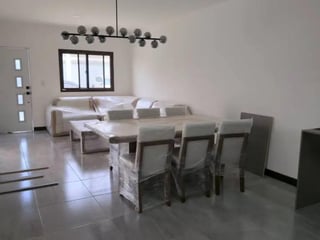 Hermosa Casa En Venta - En Colonia Hacienda Real Zona 16 - 3